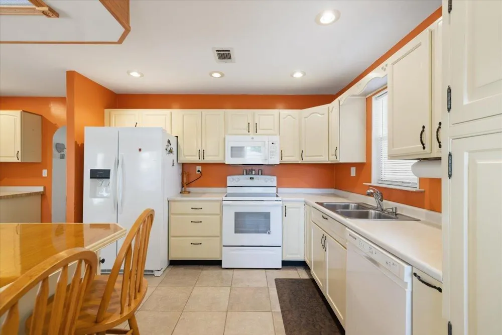 1735 40th Avenue Vero Beach, FL 32960