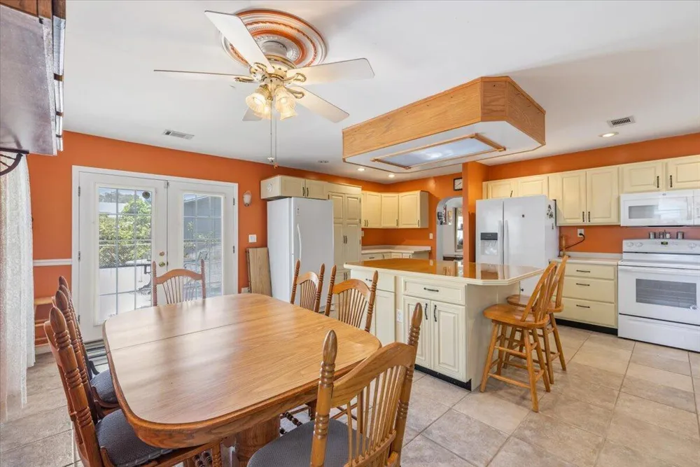 1735 40th Avenue Vero Beach, FL 32960