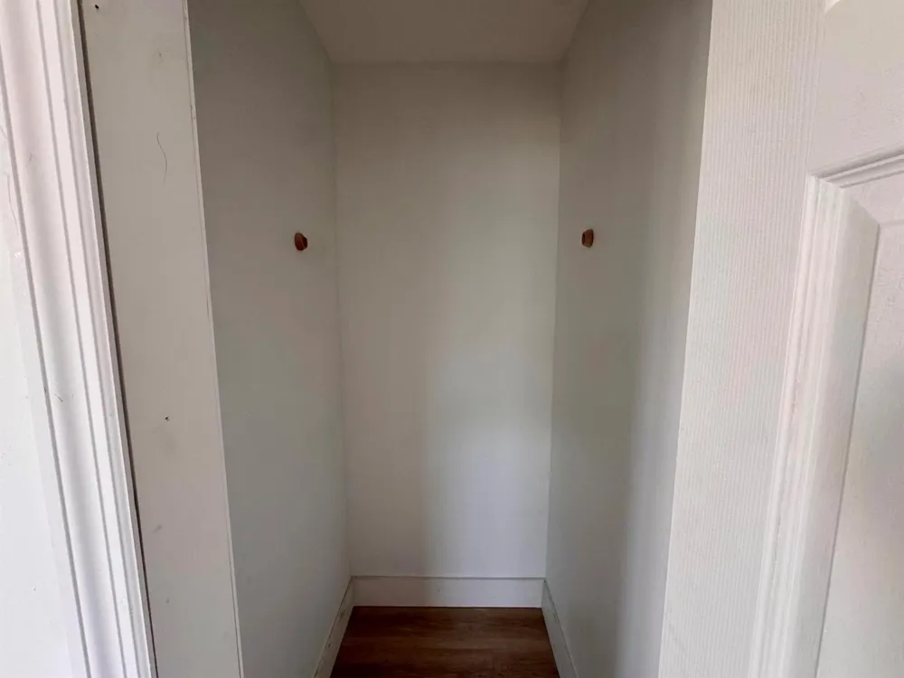 2513 Avenue E Riviera Beach, FL 33404