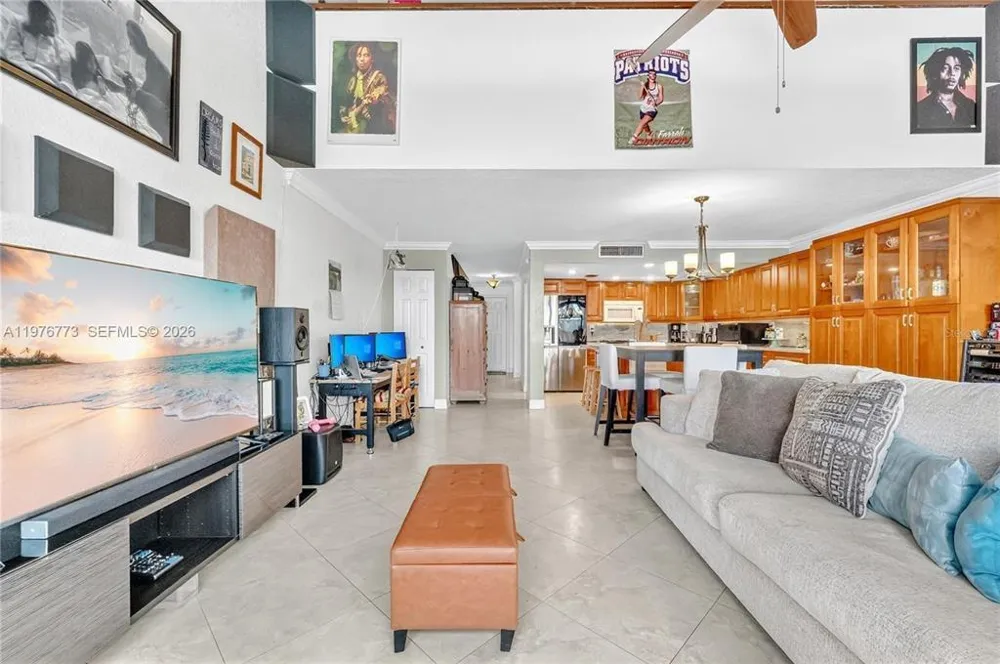1490 Laguna Lane Pembroke Pines, FL 33026