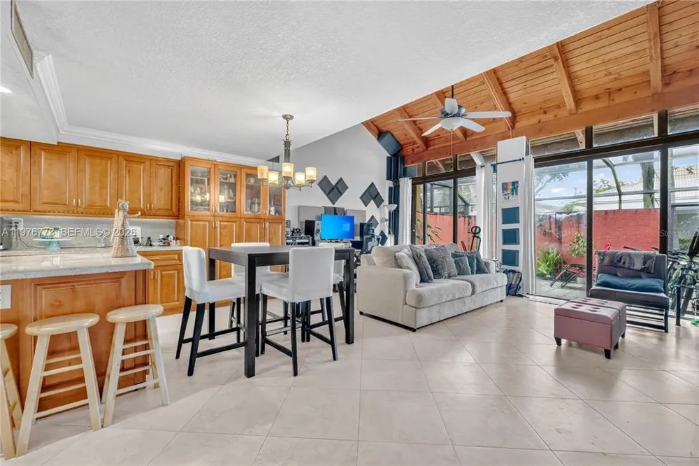 1490 Laguna Lane Pembroke Pines, FL 33026