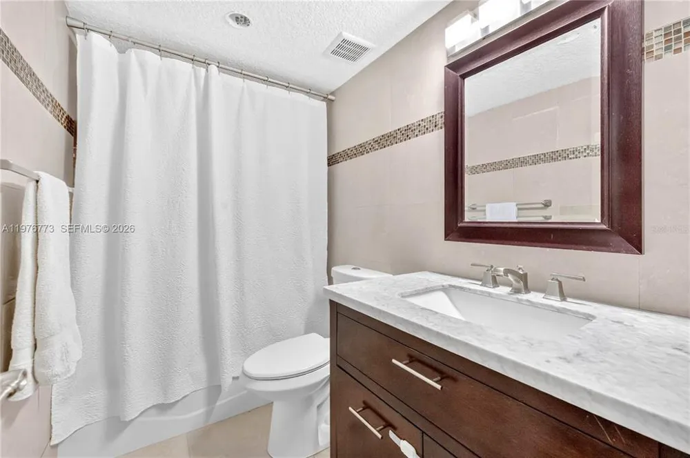 1490 Laguna Lane Pembroke Pines, FL 33026