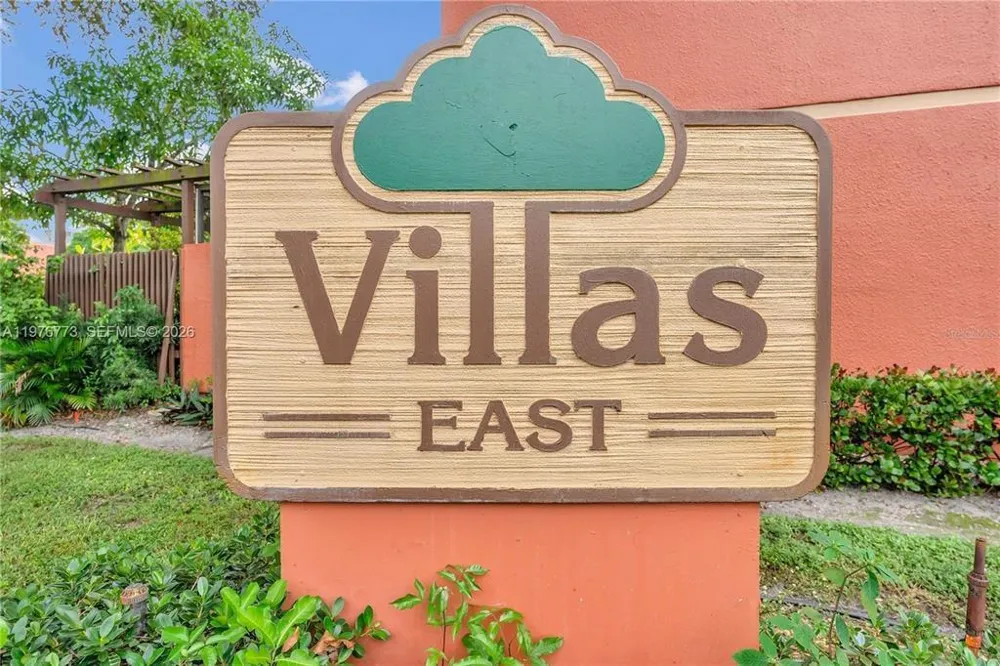 1490 Laguna Lane Pembroke Pines, FL 33026