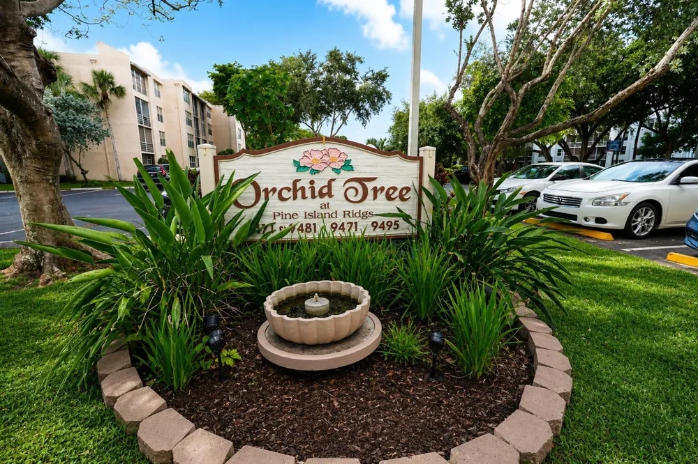 9491 Evergreen Place #307 Davie, FL 33324