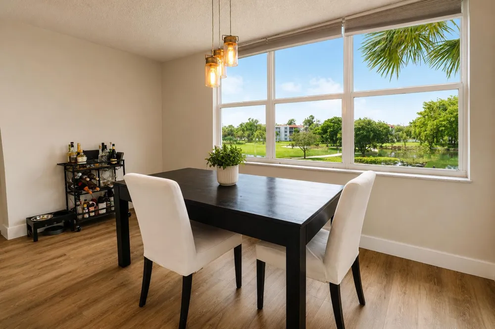 9491 Evergreen Place #307 Davie, FL 33324