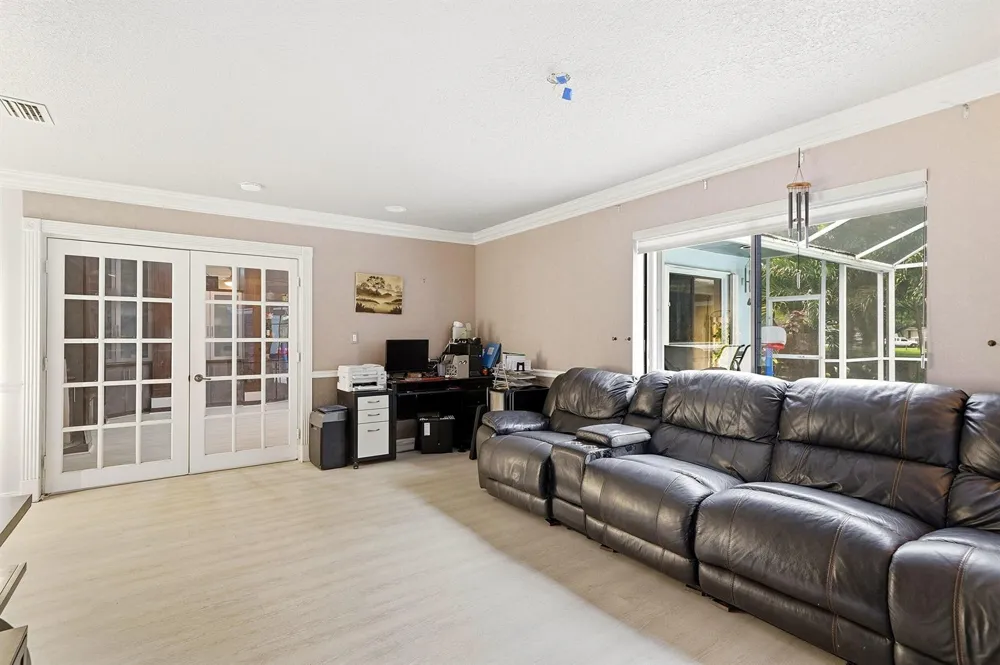 12106 Sailboat Way Cooper City, FL 33026