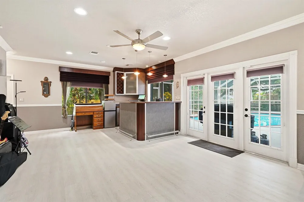 12106 Sailboat Way Cooper City, FL 33026