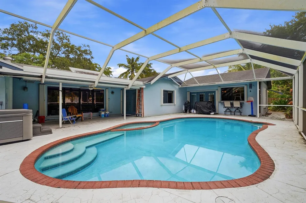12106 Sailboat Way Cooper City, FL 33026