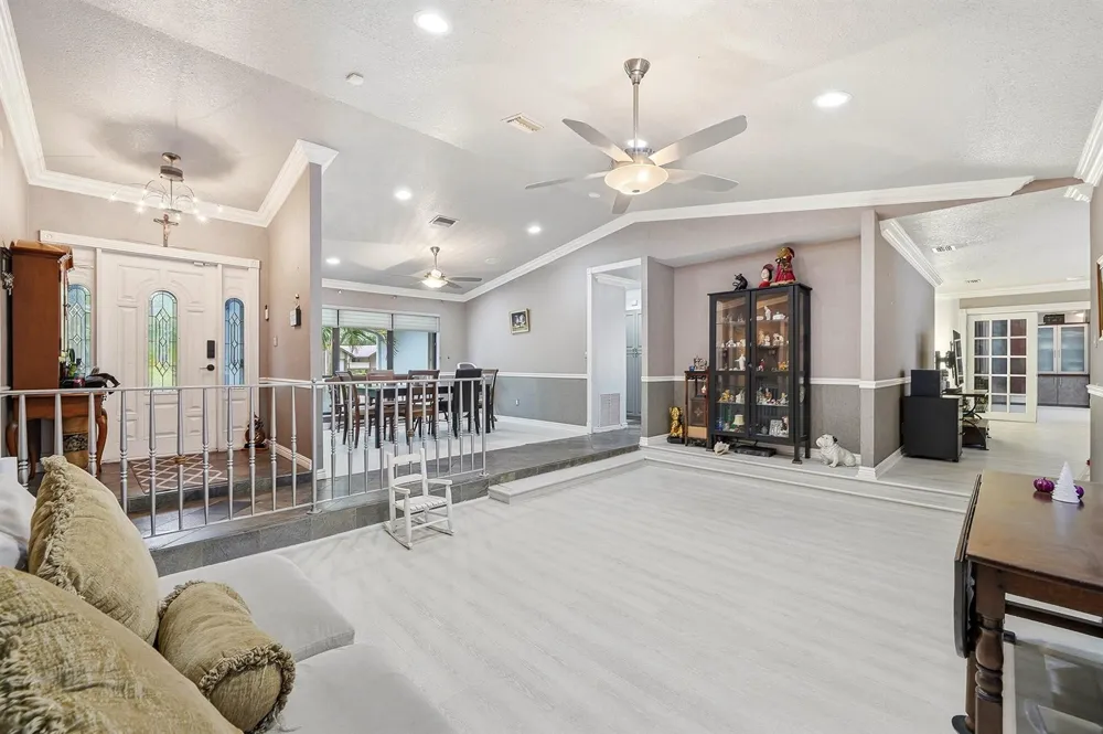 12106 Sailboat Way Cooper City, FL 33026