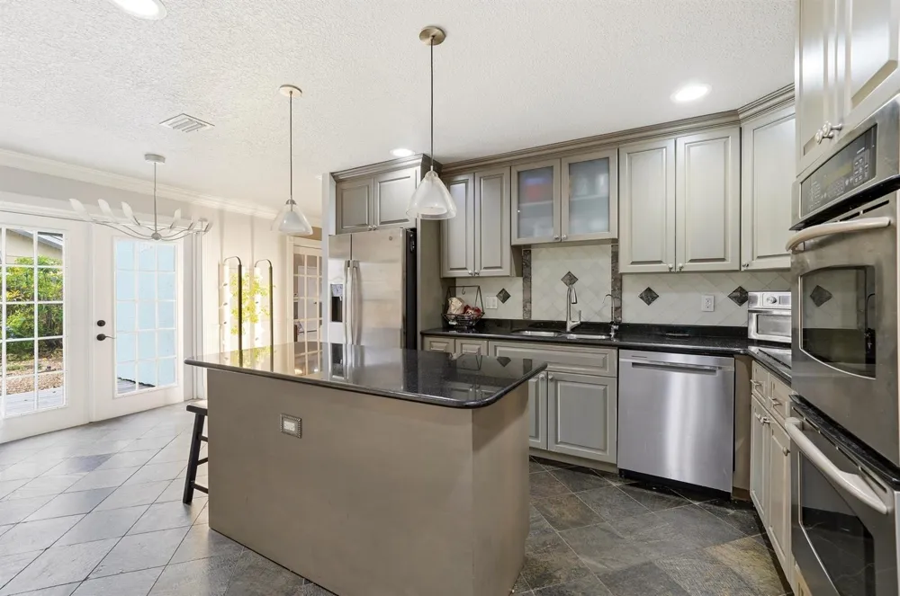 12106 Sailboat Way Cooper City, FL 33026