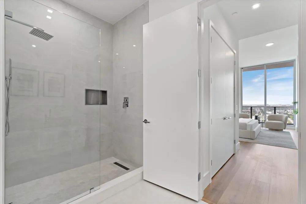 220 Lake Shore Drive #2305 Lake Park, FL 33403
