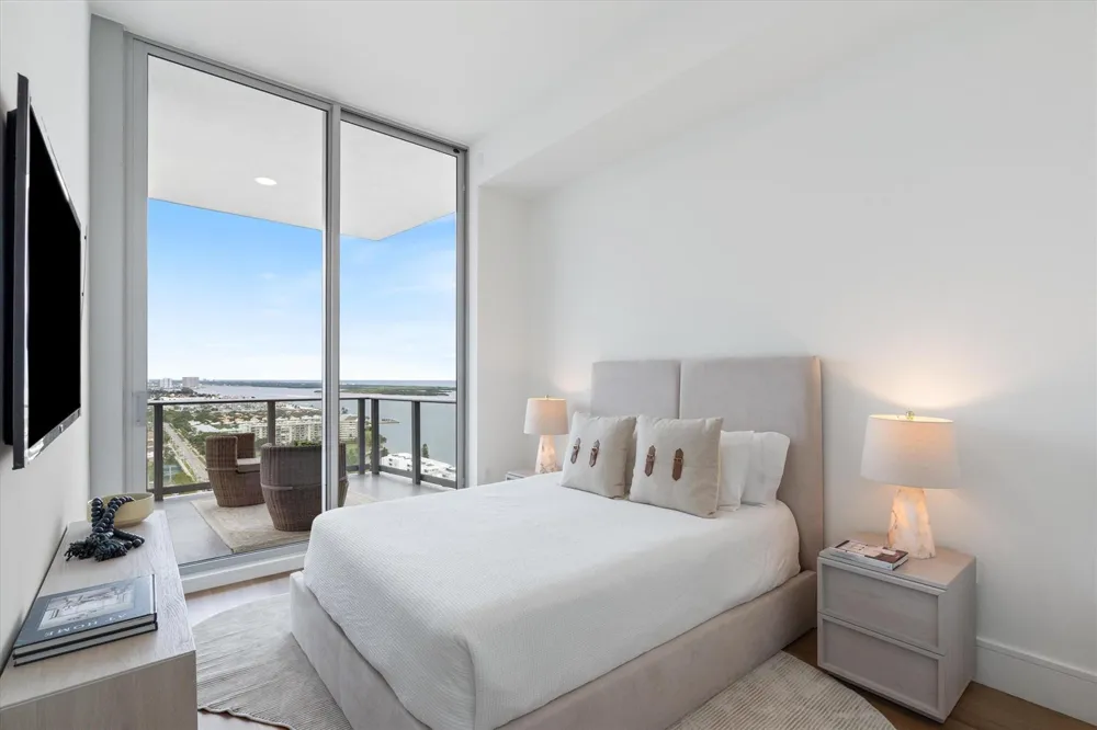 220 Lake Shore Drive #2305 Lake Park, FL 33403