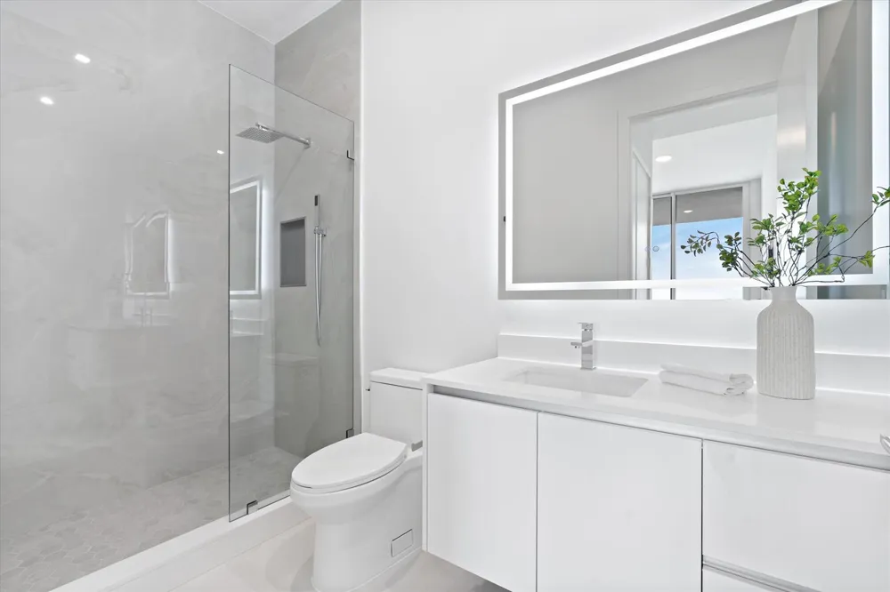 220 Lake Shore Drive #2305 Lake Park, FL 33403