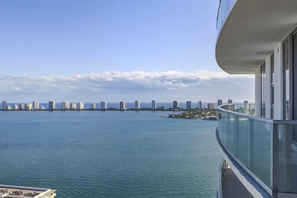 220 Lake Shore Drive #2305 Lake Park, FL 33403