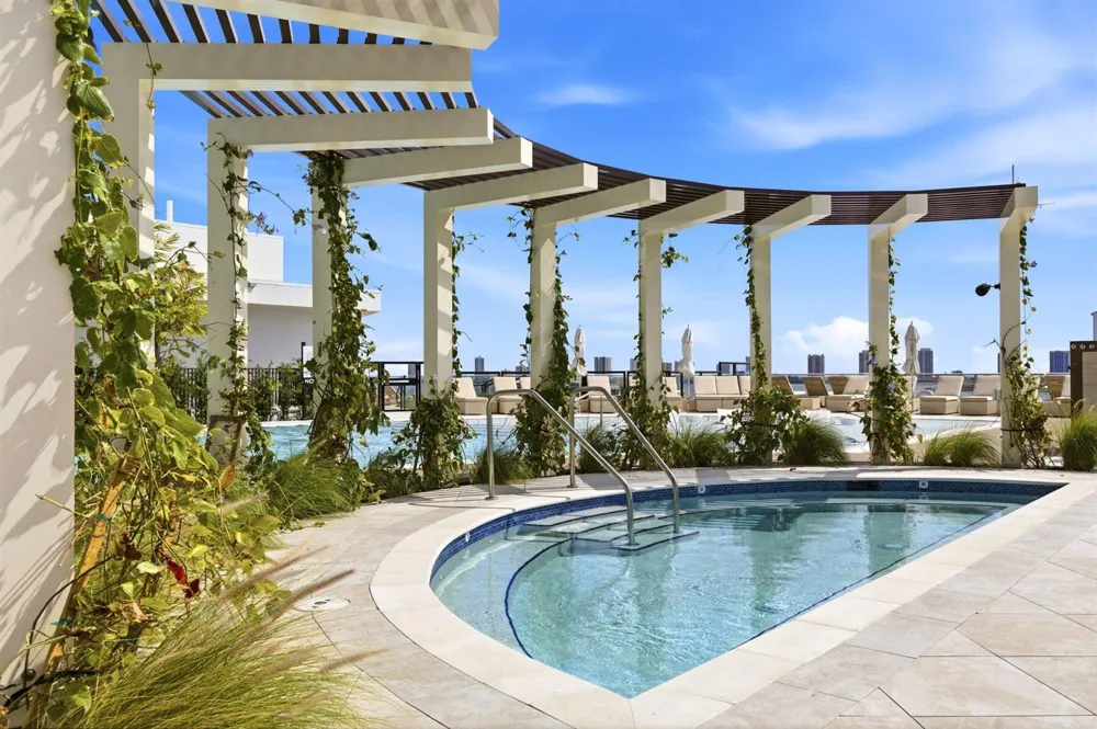 220 Lake Shore Drive #2305 Lake Park, FL 33403