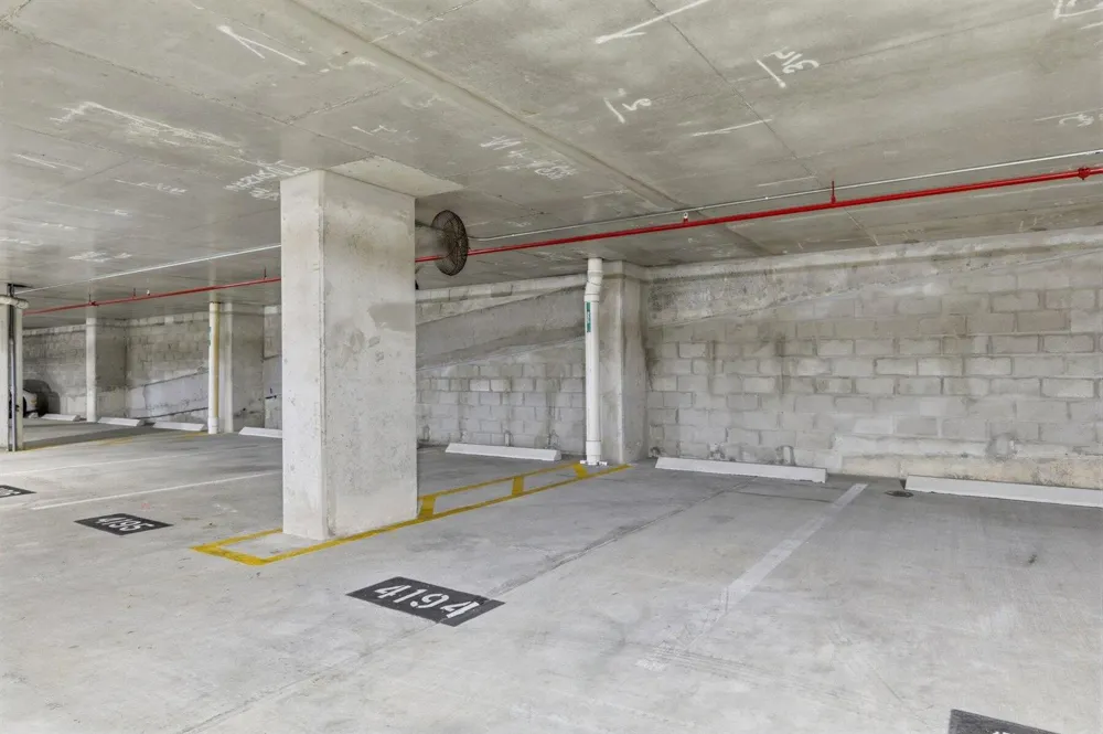 220 Lake Shore Drive #2305 Lake Park, FL 33403
