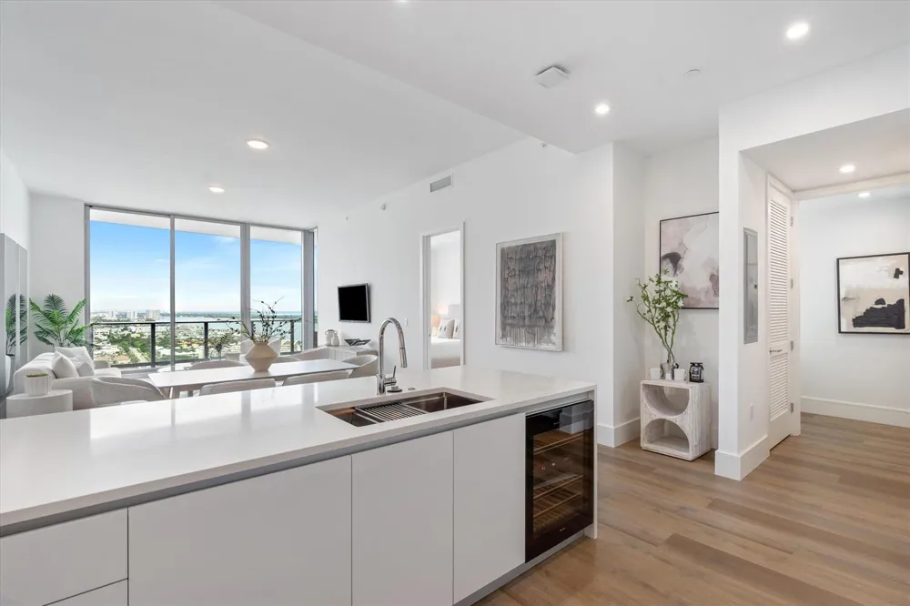 220 Lake Shore Drive #2305 Lake Park, FL 33403