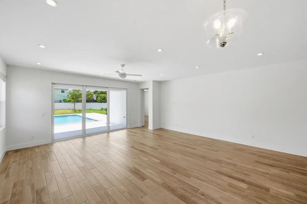 316 SW 4th Avenue Delray Beach, FL 33444