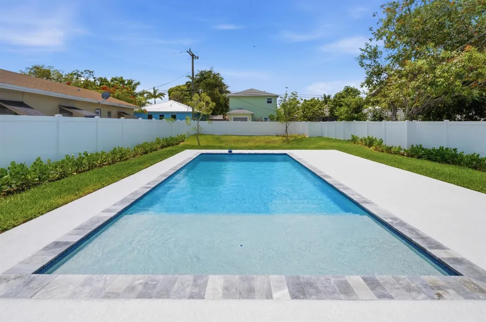 316 SW 4th Avenue Delray Beach, FL 33444