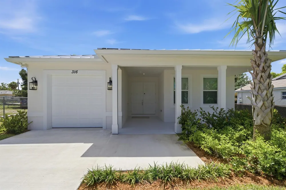 316 SW 4th Avenue Delray Beach, FL 33444