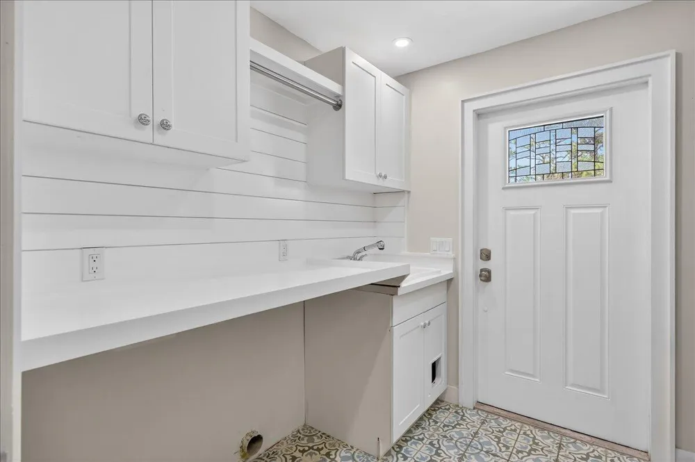 262 Easy Street Sebastian, FL 32958
