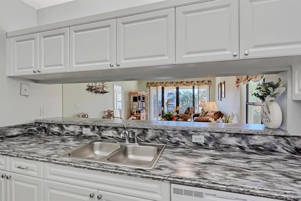 800 Uno Lago Drive #305 Juno Beach, FL 33408