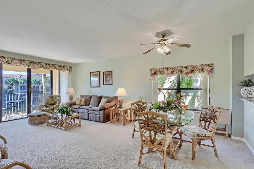 800 Uno Lago Drive #305 Juno Beach, FL 33408