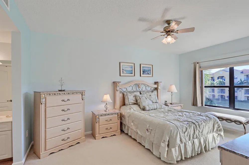 800 Uno Lago Drive #305 Juno Beach, FL 33408