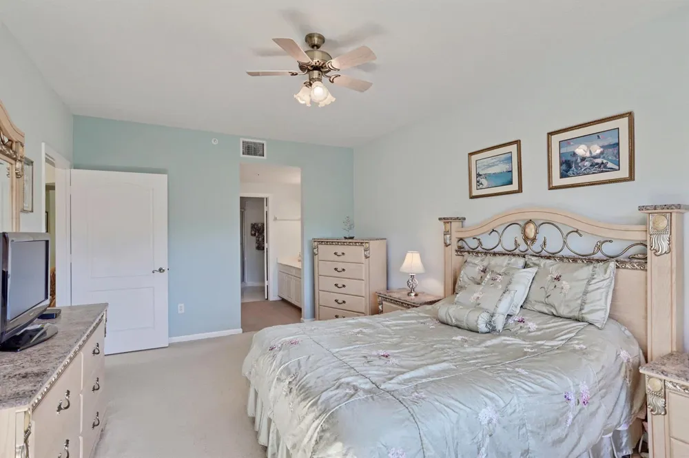 800 Uno Lago Drive #305 Juno Beach, FL 33408