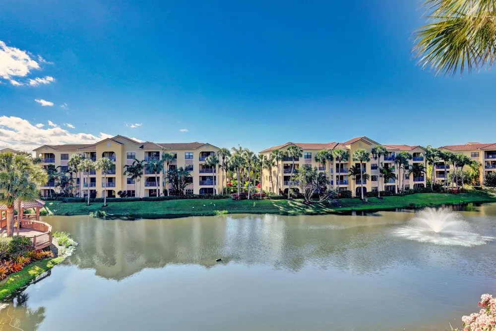 800 Uno Lago Drive #305 Juno Beach, FL 33408