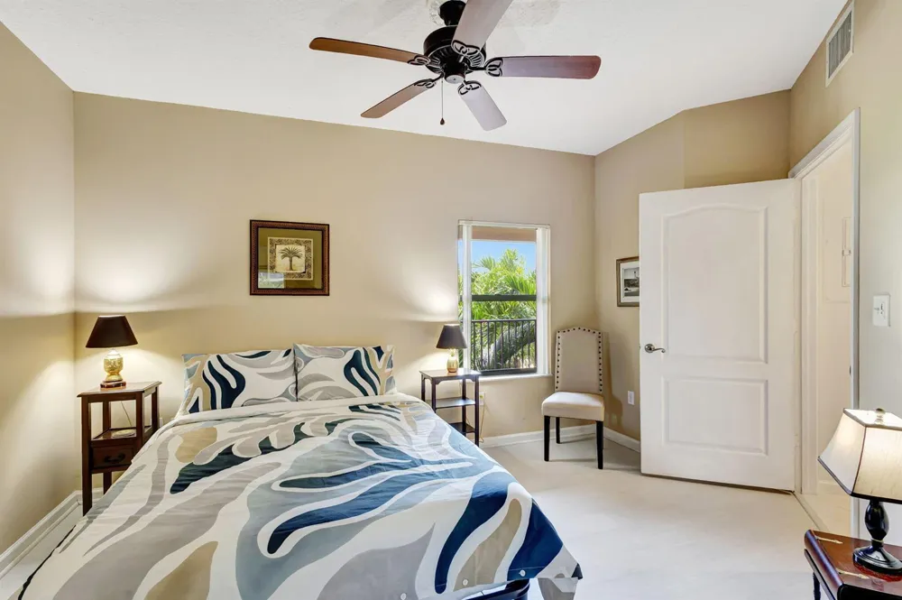 800 Uno Lago Drive #302 Juno Beach, FL 33408
