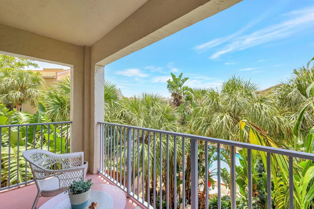 800 Uno Lago Drive #302 Juno Beach, FL 33408