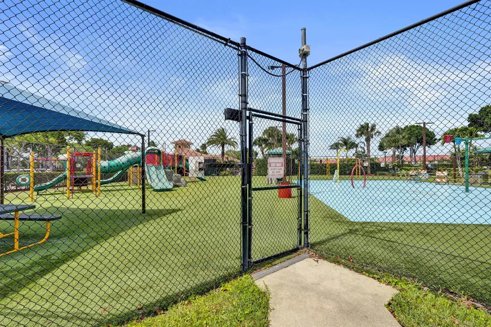 6591 Traveler Road West Palm Beach, FL 33411