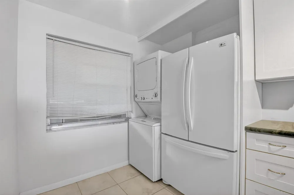 3581 S Ocean Boulevard #3c South Palm Beach, FL 33480