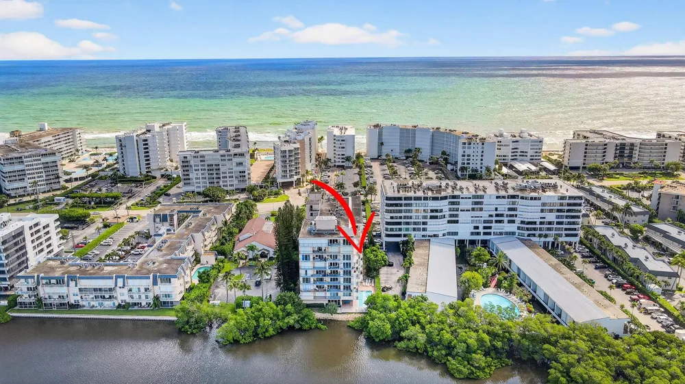 3581 S Ocean Boulevard #3c South Palm Beach, FL 33480