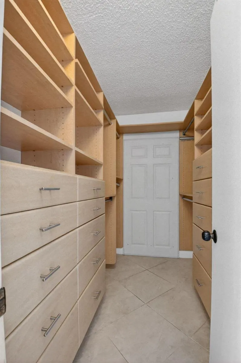 3581 S Ocean Boulevard #3c South Palm Beach, FL 33480