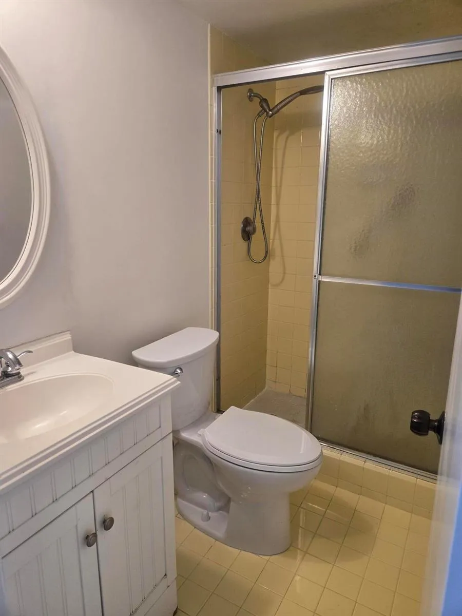 3581 S Ocean Boulevard #3c South Palm Beach, FL 33480