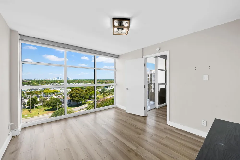 600 Parkview Drive #1029 Hallandale Beach, FL 33009