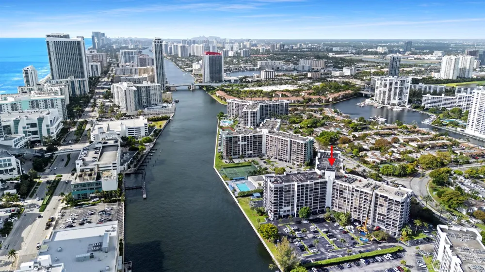 600 Parkview Drive #1029 Hallandale Beach, FL 33009