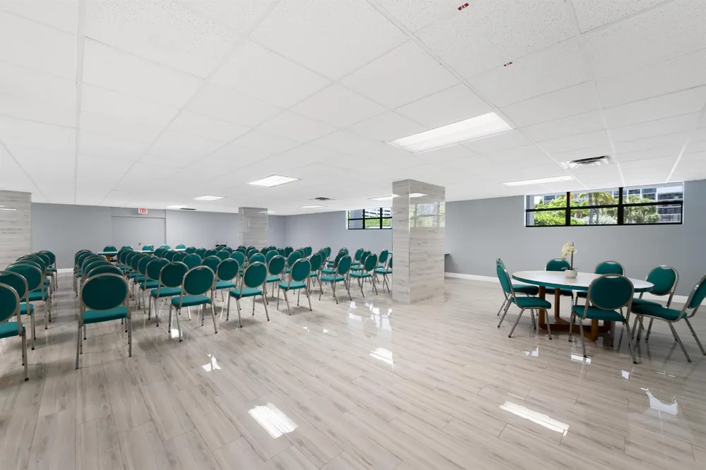 600 Parkview Drive #1029 Hallandale Beach, FL 33009