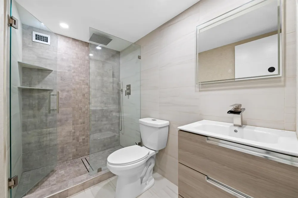 600 Parkview Drive #1029 Hallandale Beach, FL 33009