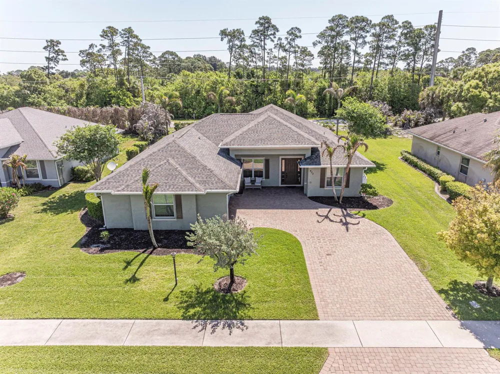 922 Yearling Trail Sebastian, FL 32958