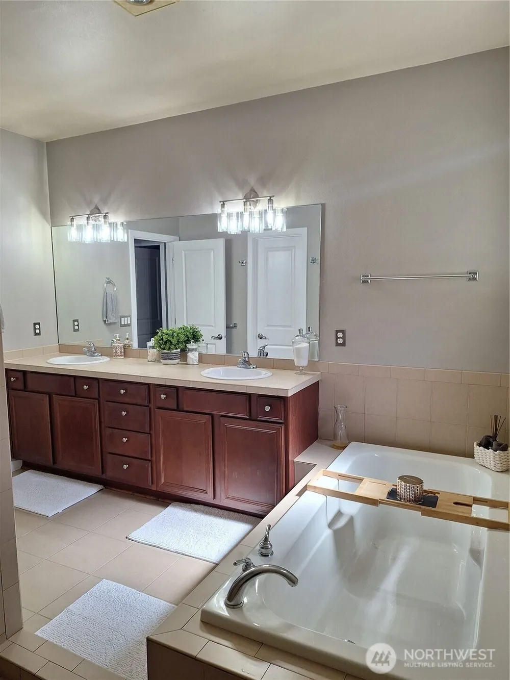 4818 Pointes Drive Mukilteo, WA 98275