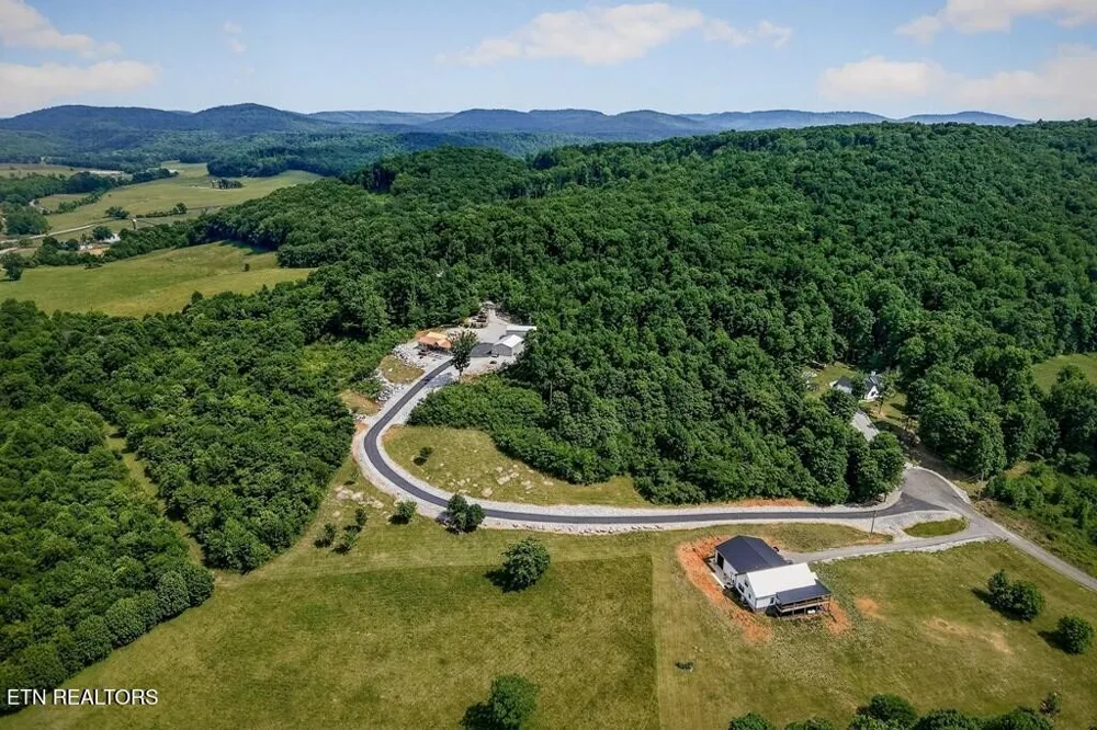 1005 Bethlehem Estates Drive Livingston, TN 38570