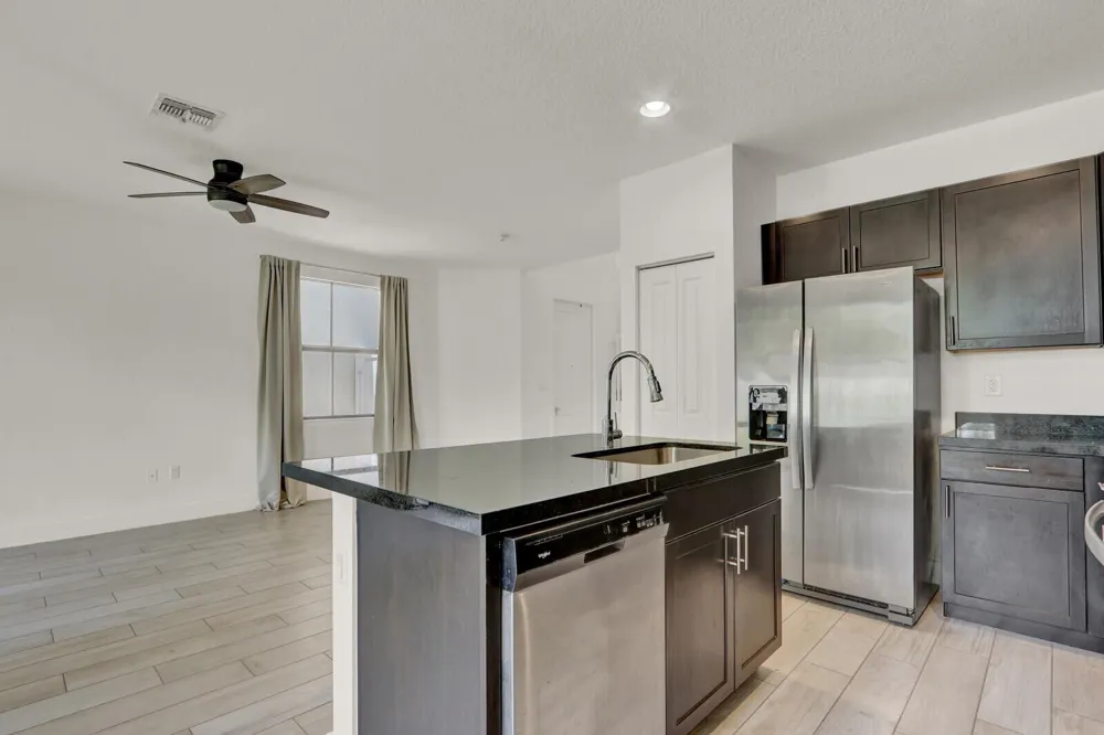 4008 Sequoia Place Riviera Beach, FL 33410