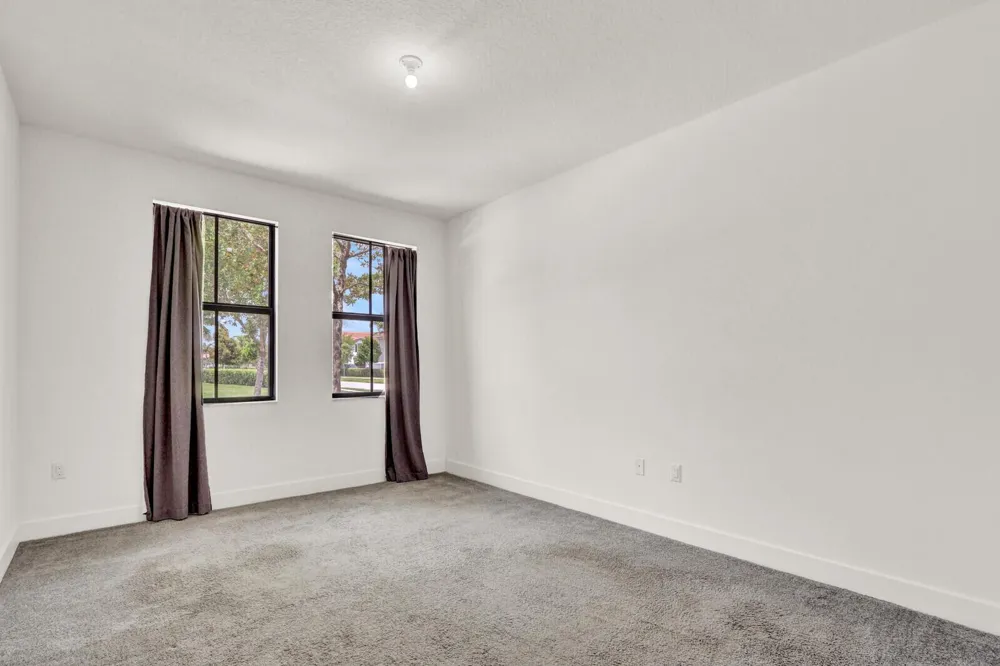 4008 Sequoia Place Riviera Beach, FL 33410