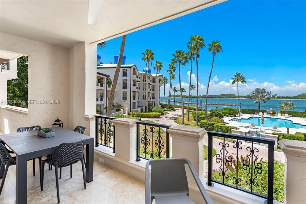 2122 Fisher Island Dr #2122 Miami Beach, FL 33109