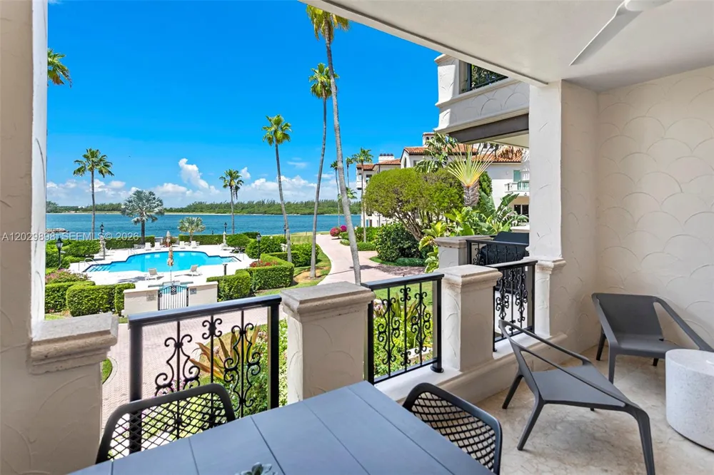 2122 Fisher Island Dr #2122 Miami Beach, FL 33109