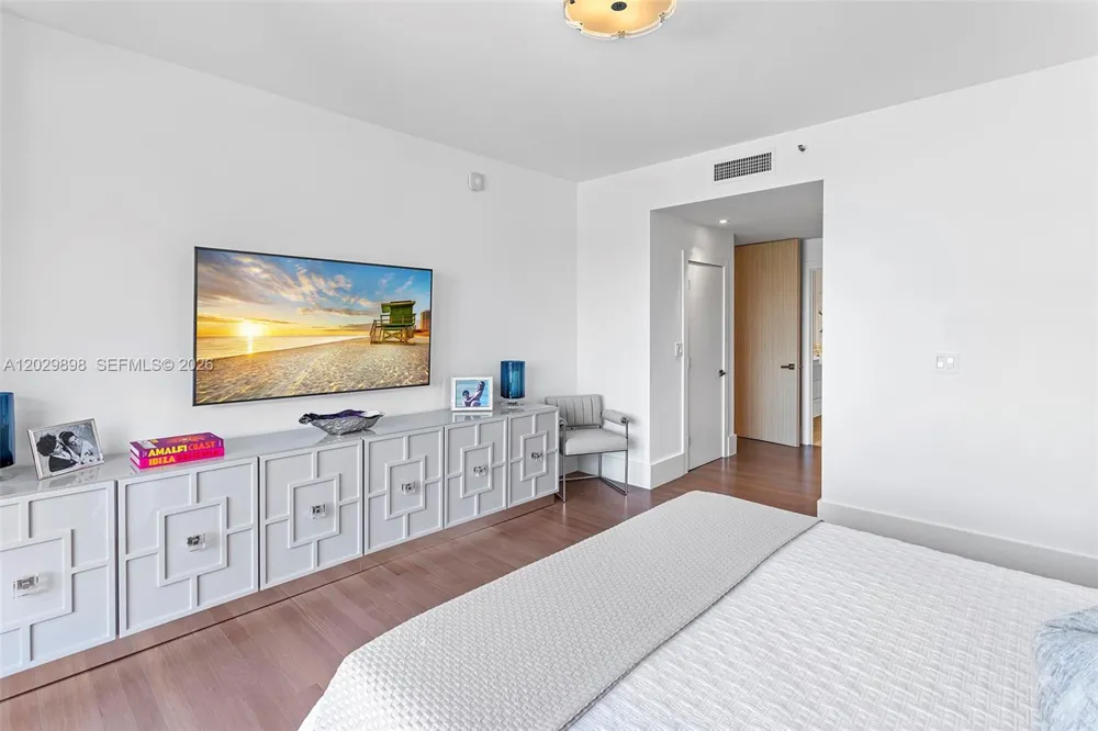 2122 Fisher Island Dr #2122 Miami Beach, FL 33109