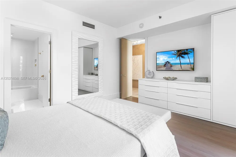 2122 Fisher Island Dr #2122 Miami Beach, FL 33109